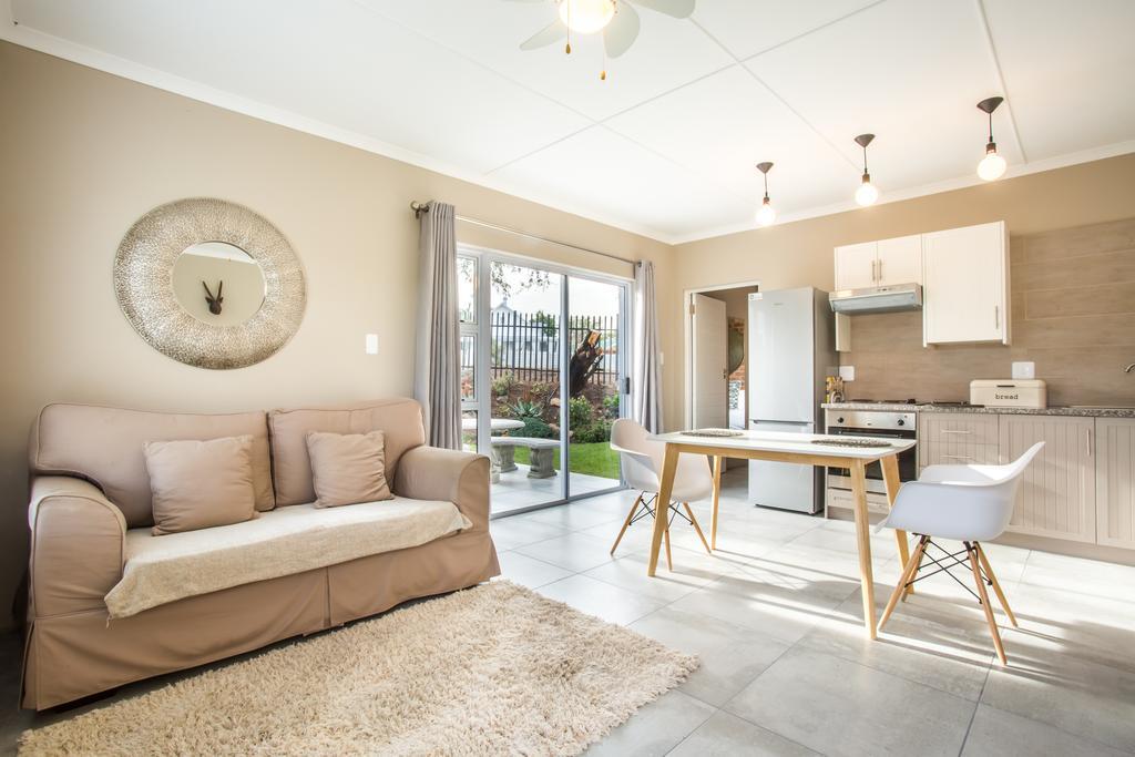 El Dorado 65 Luxury Self Catering Oudtshoorn Exterior foto