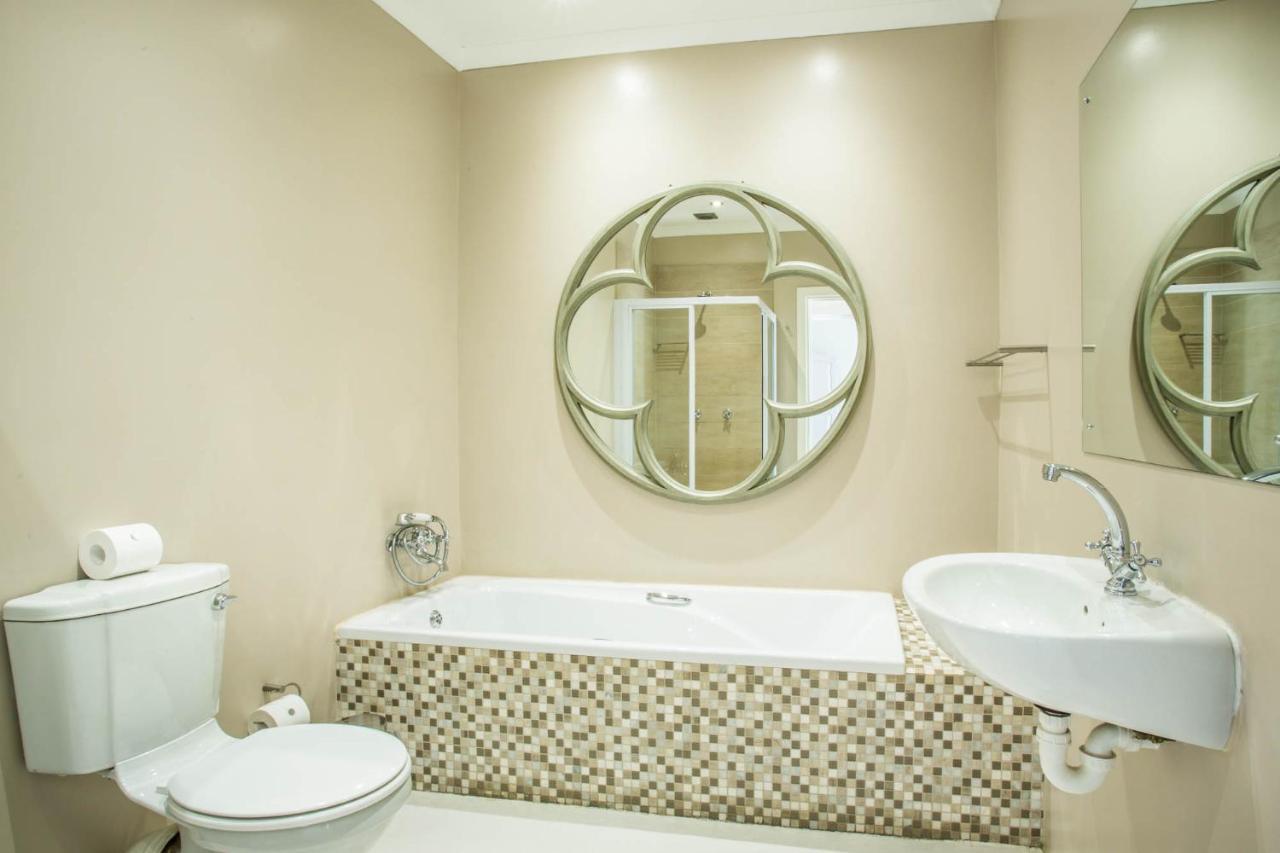 El Dorado 65 Luxury Self Catering Oudtshoorn Exterior foto